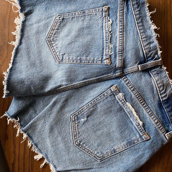 Abercrombie jean shorts - Picture 2 of 5